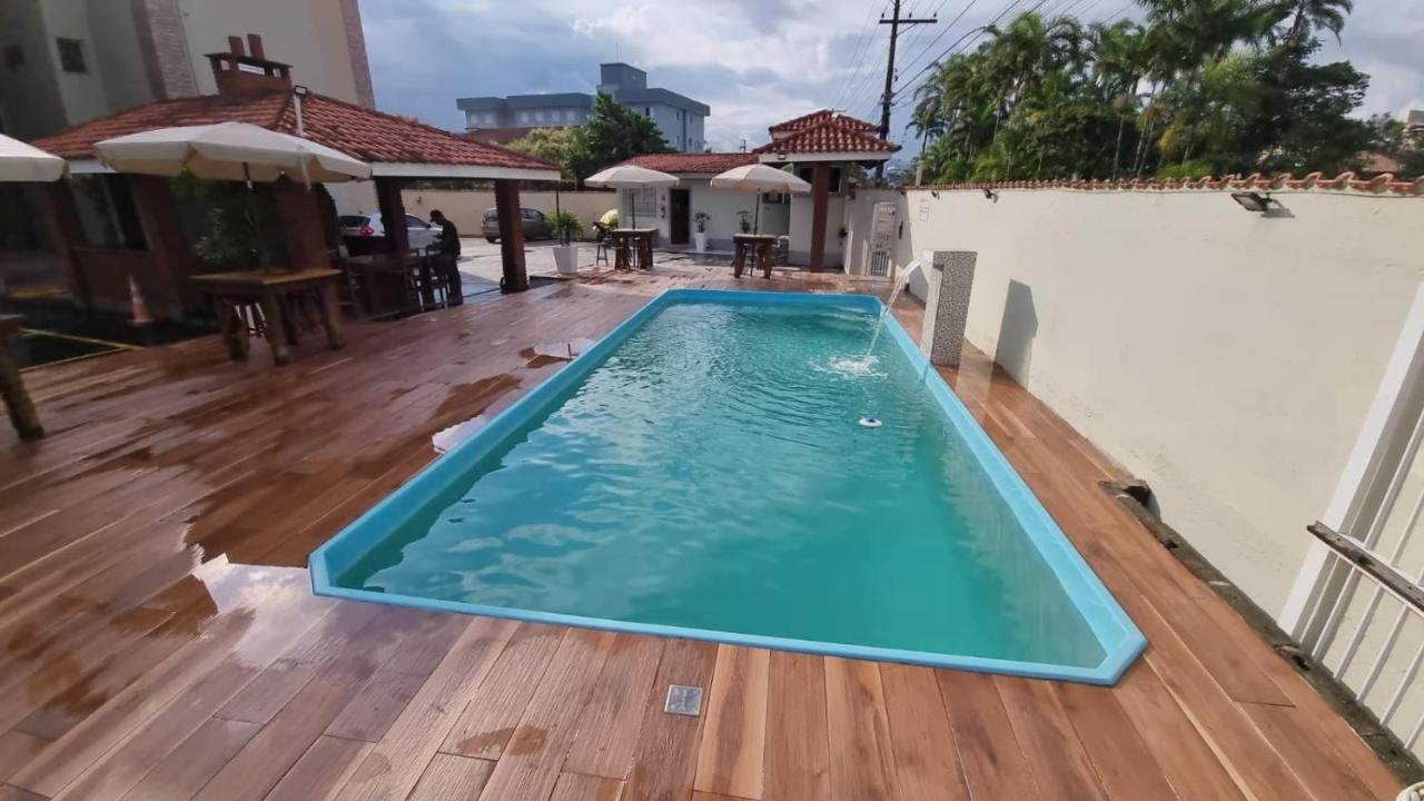 Apartamento Aconchegante Com Piscina - Praia Grande อูบาตูบา ภายนอก รูปภาพ